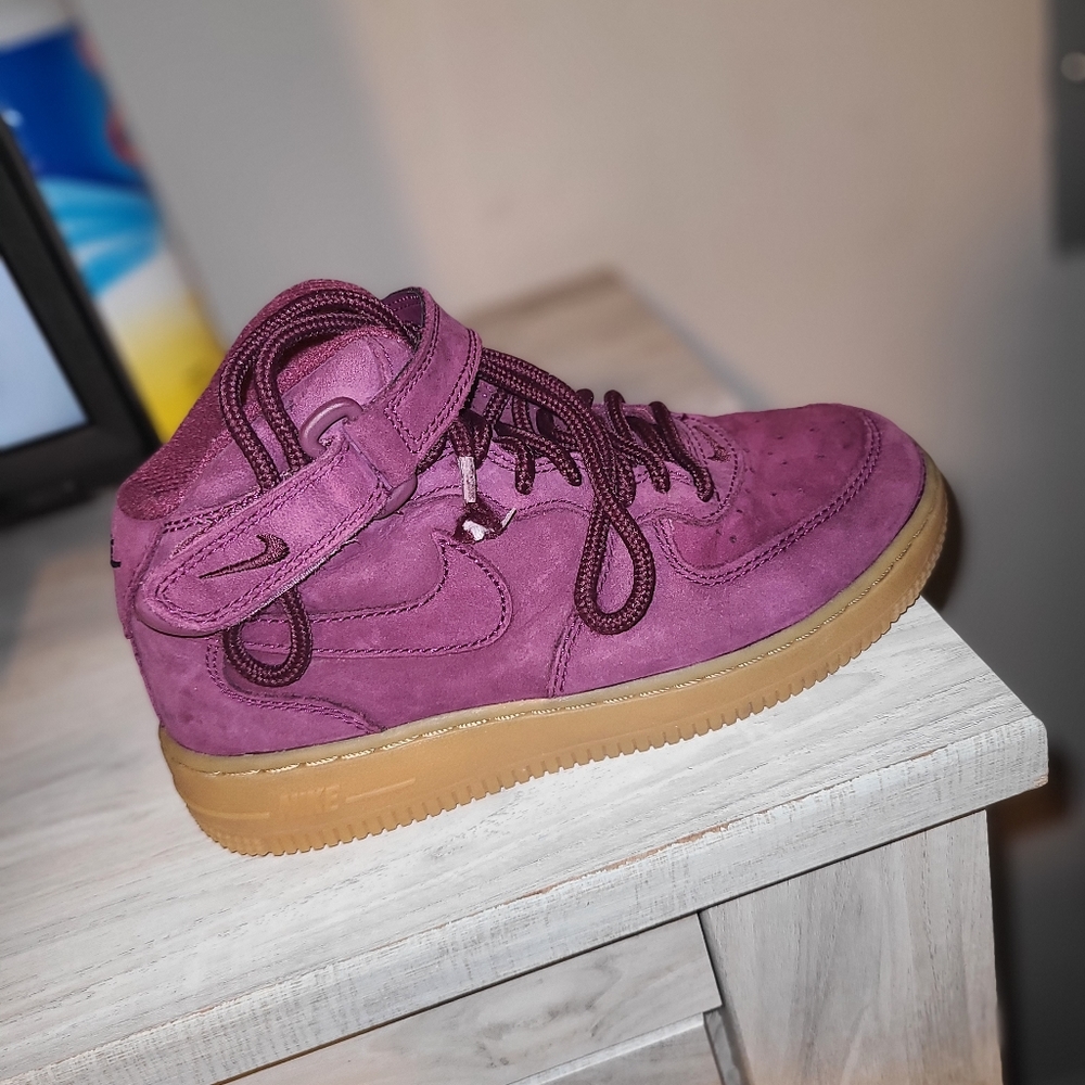 Nike forces